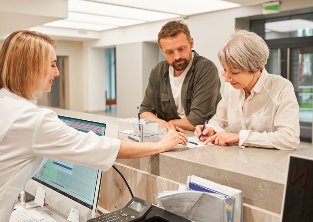 Arztbegleitung für Senioren: So finden Sie Unterstützung